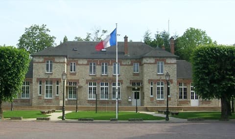 Couvreur Lèves